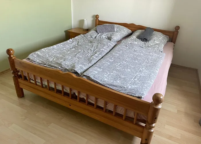Schoenes Einfaches Zentrales Zimmer Ueber Den Daechern Der Stadt